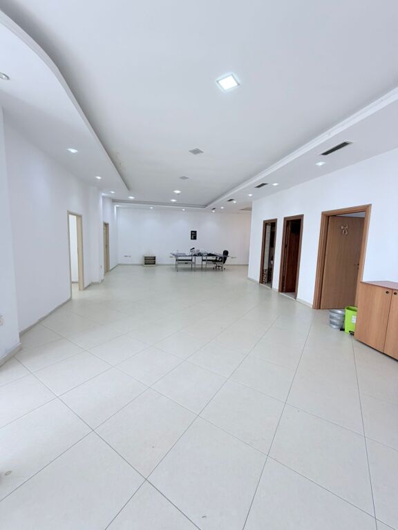 BUSINESS PREMISES FOR RENT IN THE AREA OF THE FORMER KENETA, DURRES
