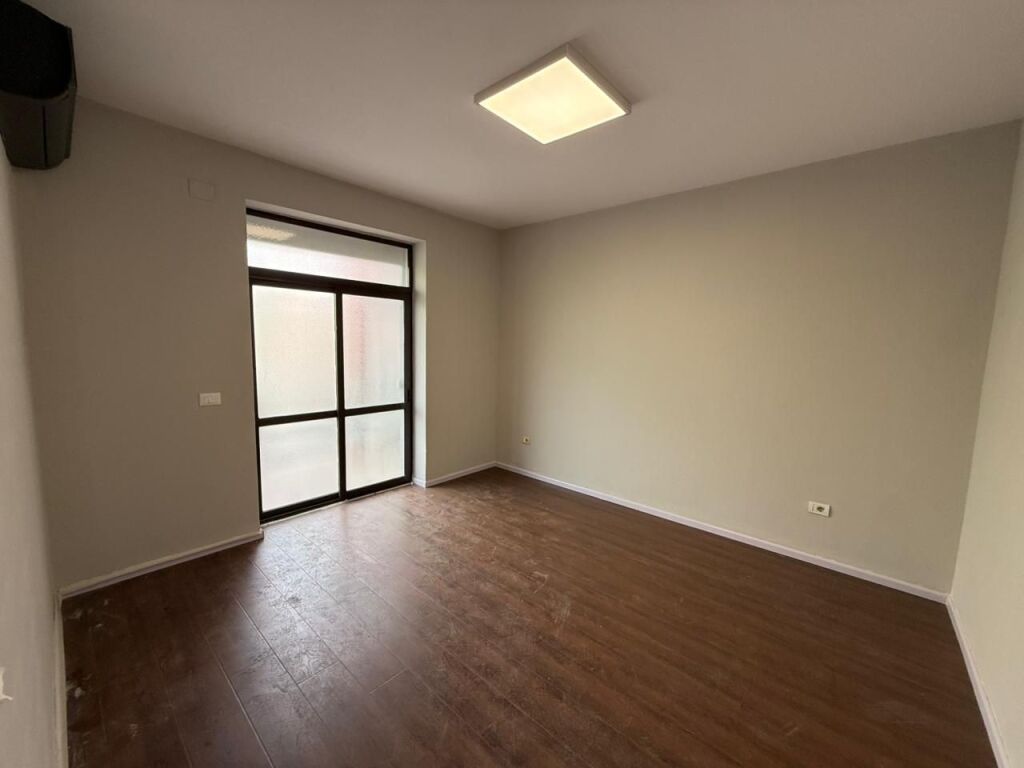 📣 OFFICE Space for RENT (Type 3+1+2) 📍 Ali Dem ✨ 💶 Price 70,000 Leke/Month (Net)