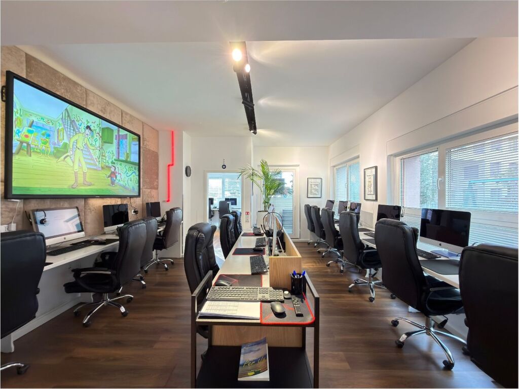 Prime Office Space | 200 m² for Sale Mangalem21! Price 500,000 €