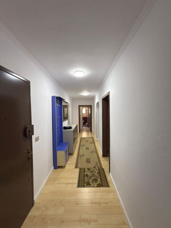 Sell 2+1 apartment on Elbasanit street