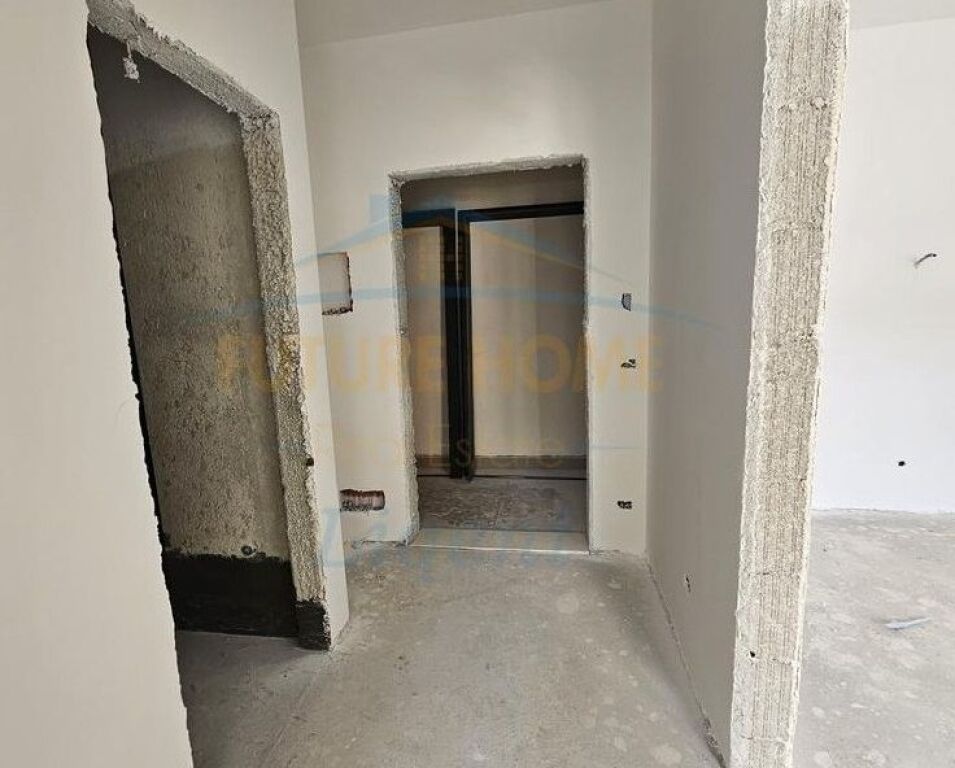 In vendita, Appartamento 1+1, Univers City, Tirane.