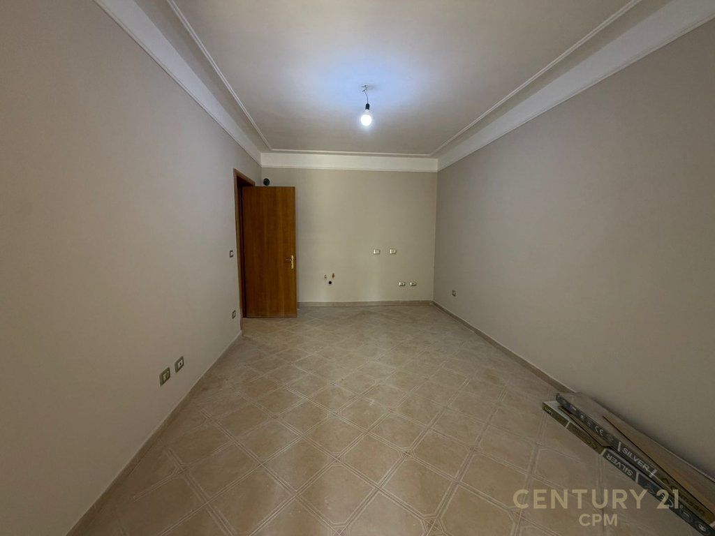 Apartment 2+1 For Sale On Kavaja Street!