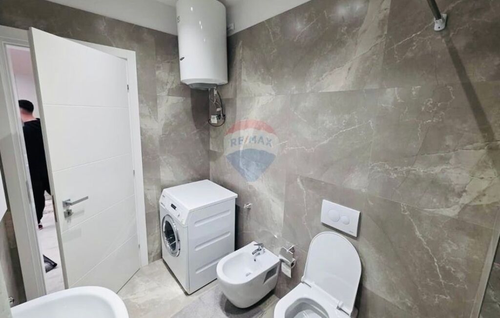 Apartament 1+1+post parkimi Laprake