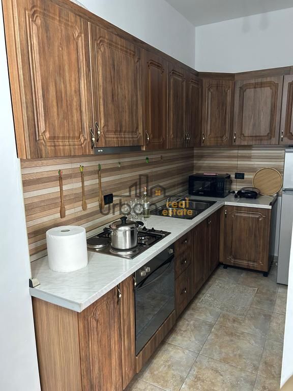 Affitto, Appartamento 2+1, Nuovo Bazaar, Tirana - 800€ | 100 m²