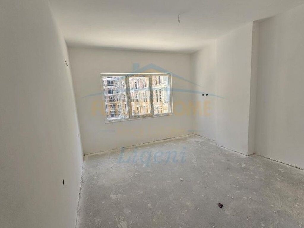 In vendita, Appartamento 1+1, Univers City, Tirane.
