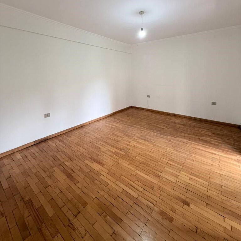 🏢 Appartamento 3+1 in Affitto – Centro, vicino a Caffè Flora