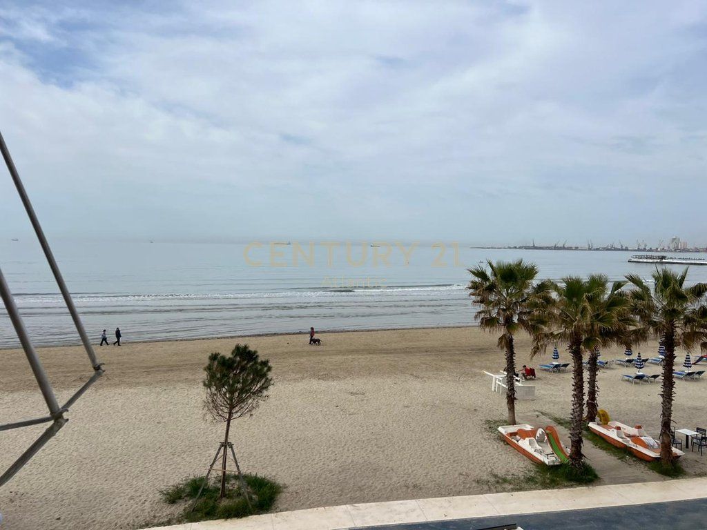 APPARTAMENTO IN AFFITTO PRIMA FILA CON MARE SPIAGGIA RROTA KUQE IN AFFITTO A LUNGO TERMINE!