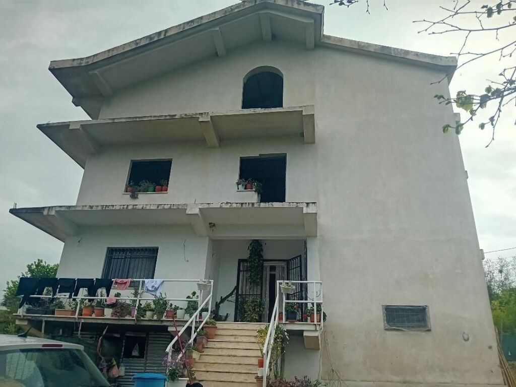 Casa privata in vendita a Borakë, Shijak (Durrës)