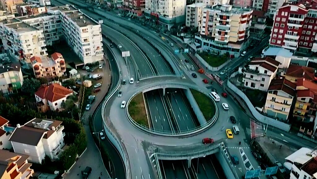 1+1 &amp; 2+1 me Qira ne Astir
