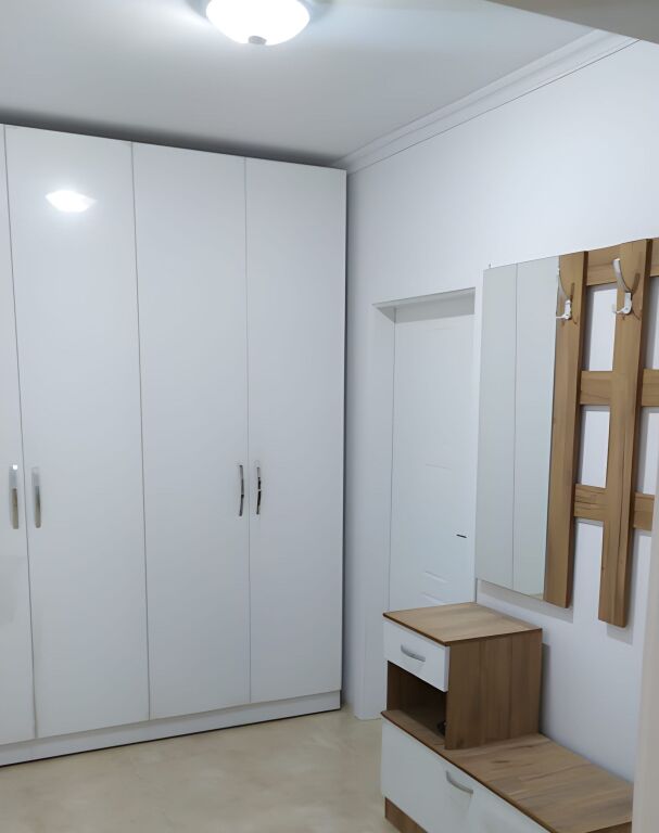 Disponojme Apartament 1+1 me qira – Oxhaku - kati i 3!