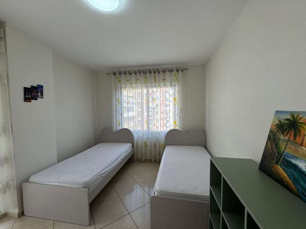 Apartament 2+1 me qira – Rrethi i Astirit !