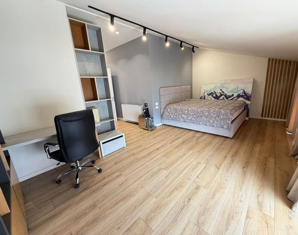 📌 Attico in Affitto – Secret Garden, vicino a TEG