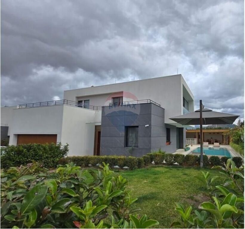 Villa - In Vendita - Vishnjë, Tirana(ID: 530491002-171)