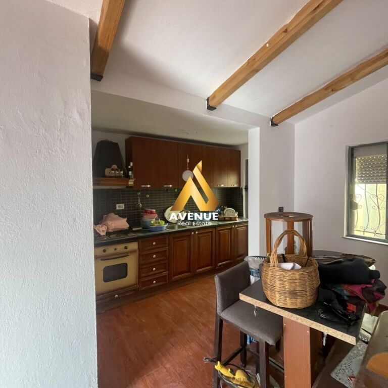 APPARTAMENTO 1+1 IN VENDITA A BLLOK, TIRANE