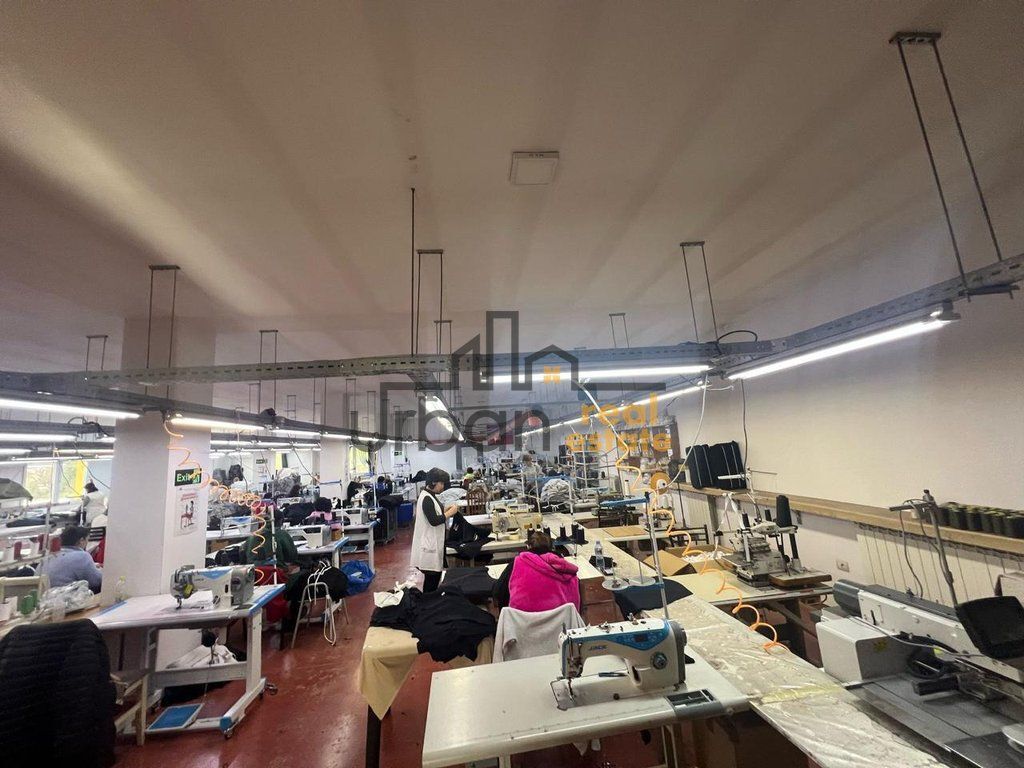 Esclusivo/In vendita, Magazzino, Sharrë, Tirana - 320.000€ | 1626 m²