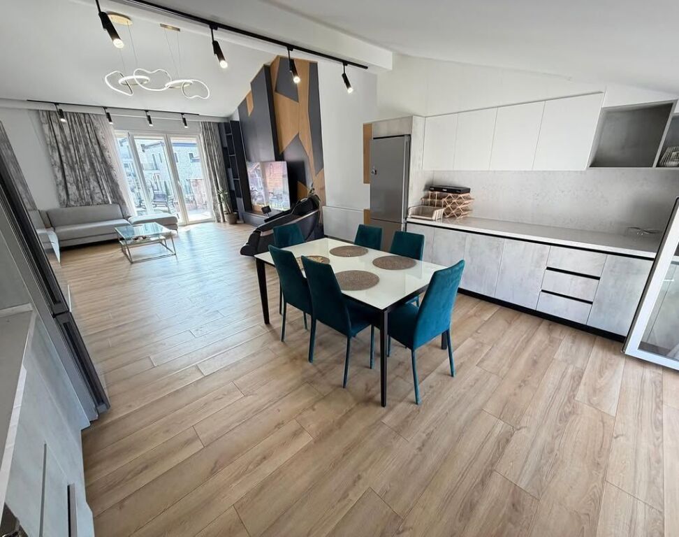 📌 Attico in Affitto – Secret Garden, vicino a TEG