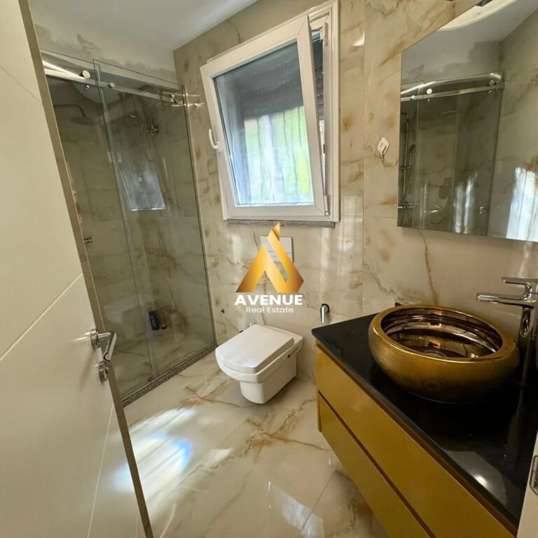 Jepet me qira apartament 2+1 te Liqeni i Thatë (buzë liqenit)