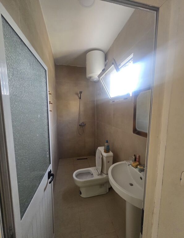 For Rent 1st Floor of the villa 1+1+Parking. 3 Vellezrit Kondi St.