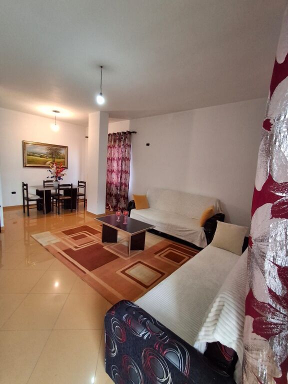 Jepet me Qira Apartament 1+1 – 21 Dhjetori ( Afer inxhinierise ) !
