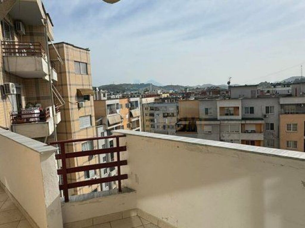 In vendita, Appartamento 2+1, Palazzi Romario, Nuovo Anello