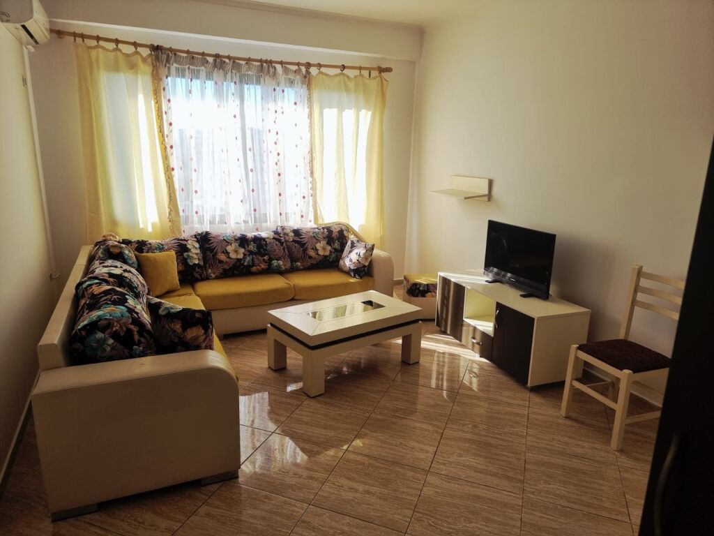 Apartment 2+1+2 for rent Astir !