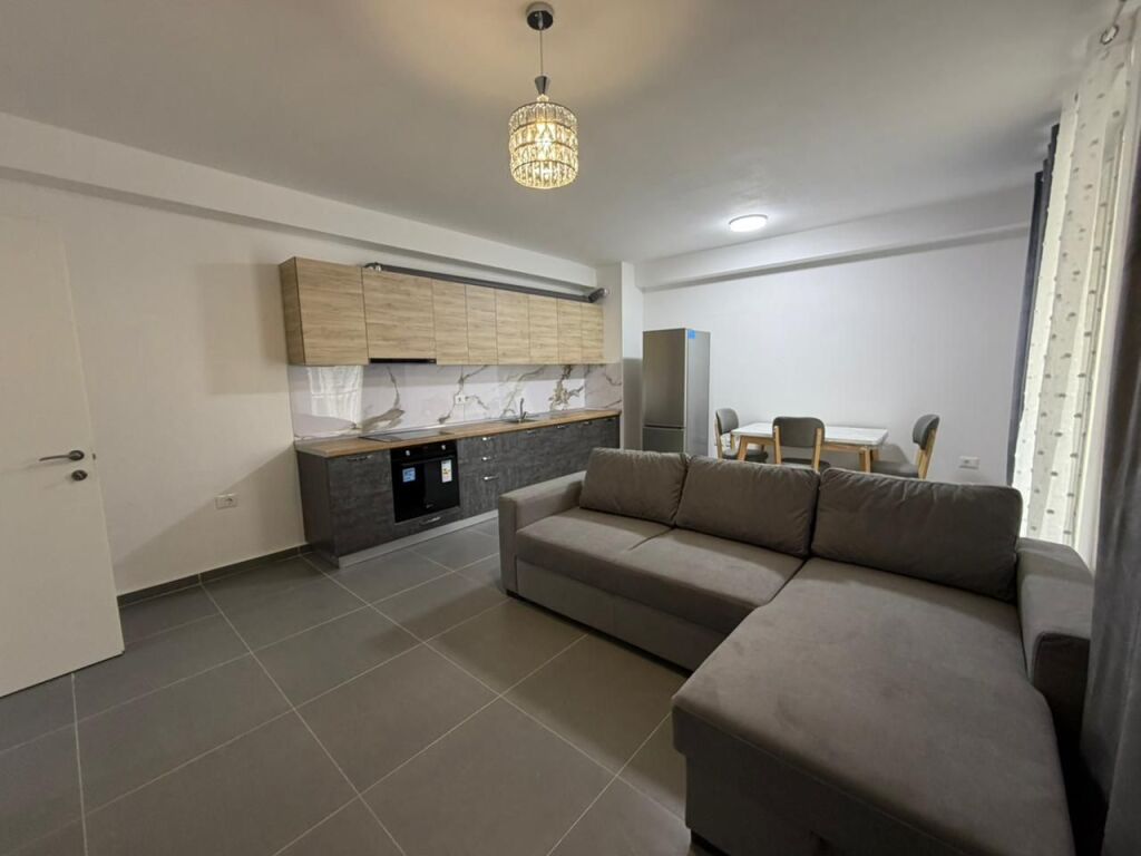 🏡Appartamenti 3+1 In affitto 📍 5 maggio 💸Prezzo 65000 leke