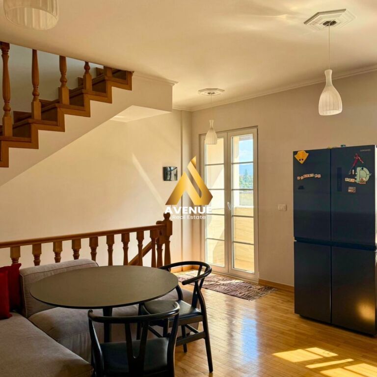 🏡 Jepet me qera triplex – Sauk, pranë Rezidencës “Porta e Gjelbër”