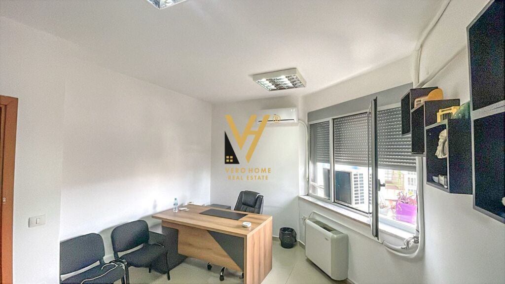 OFFICE 300 M2 FOR RENT AT SELVIA, HALILI COMPLEX 2,800 EURO