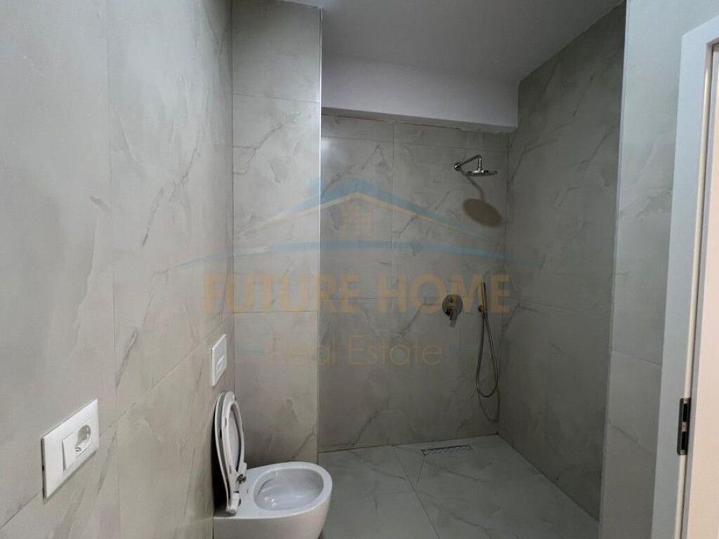 In vendita, Appartamento 1+1, OXA, Fresku, Tirane.