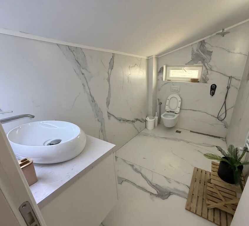 🌿 Attico in Affitto – Secret Garden Residence, vicino a TEG