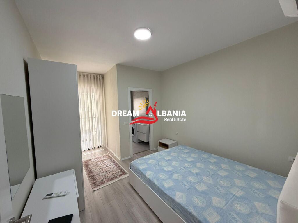 Shitet super apartament 2+1+2+post parkimi i perfshire ne Rrugen e Durresit prane Colosseo (ID 41212211)