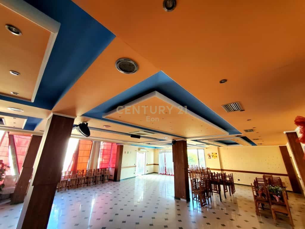 Edificio con Terreno in Vendita a Nish-Tulla, Quartiere 14, Durazzo !