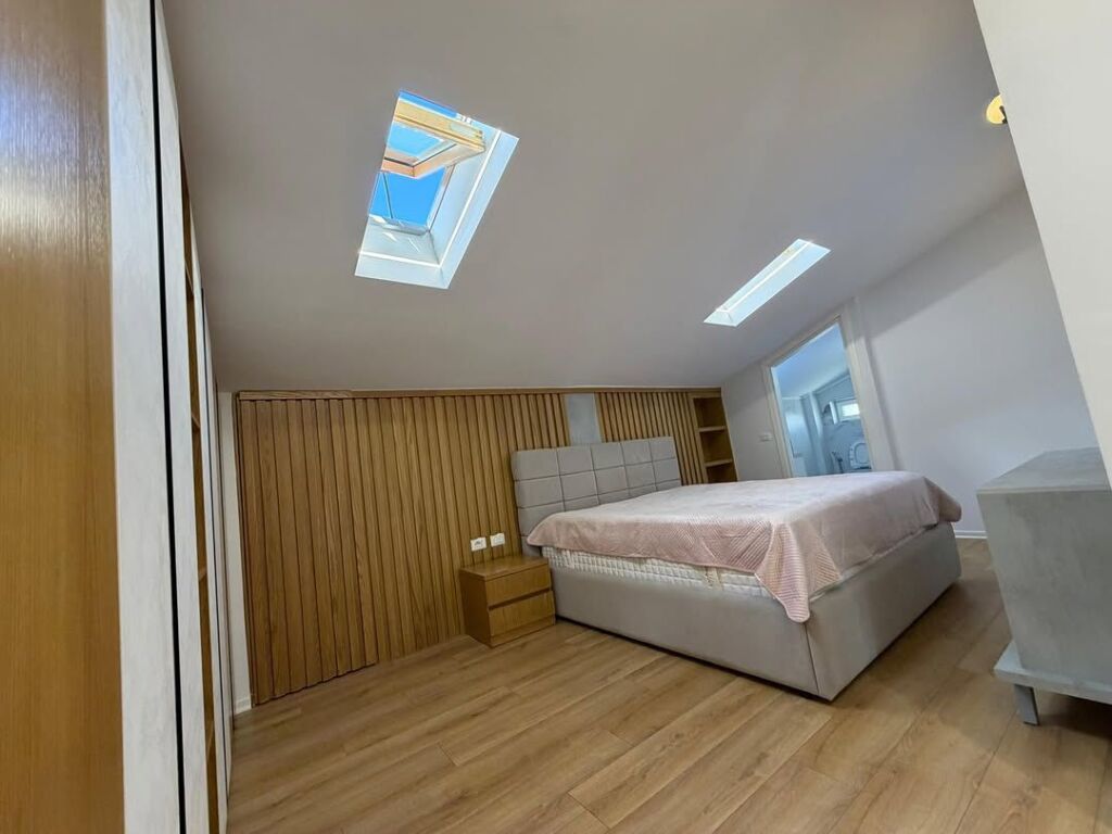 PENTHOUSE ME QIRA 2+1+2+3PARKIME ME QIRA TE SECRET GARDEN TEG