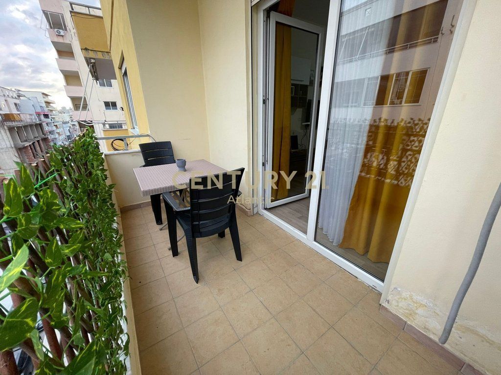 APPARTAMENTO IN AFFITTO A 30 METRI DAL MARE VICINO ALL'HOTEL ADRIATIK, SPIAGGIA DI DURRËS.