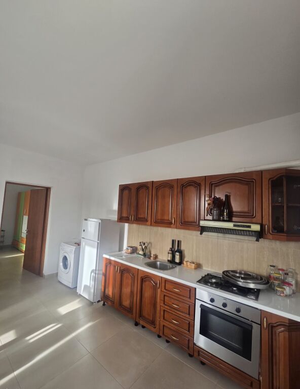 For Rent 1st Floor of the villa 1+1+Parking. 3 Vellezrit Kondi St.