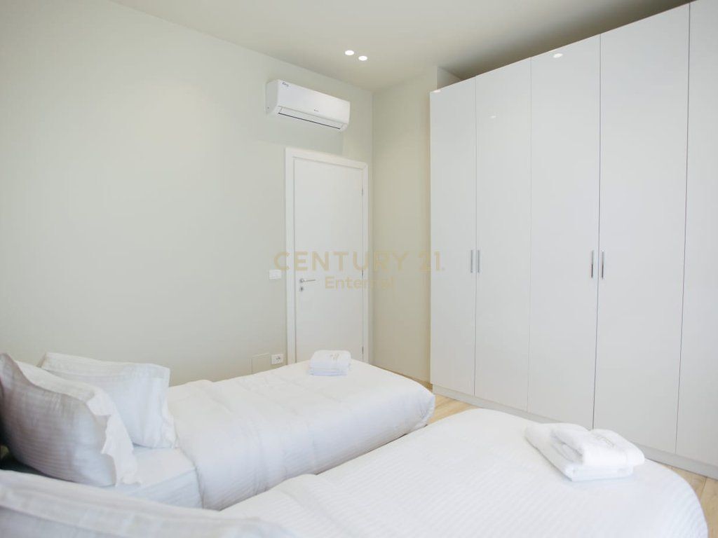 Appartamento 2+1 in Affitto a Park Gate, Via Elasanit 1.500 € /Mese
