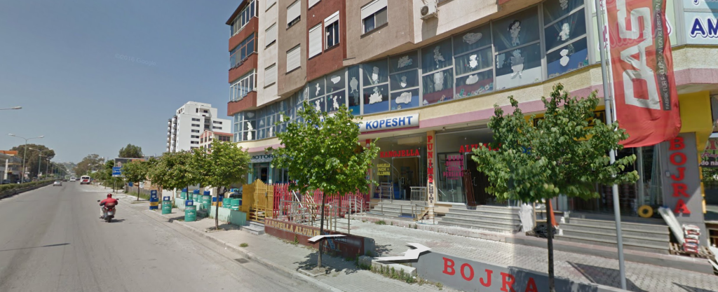 Spazio Commerciale In Affitto all'Ingresso di Durrës !