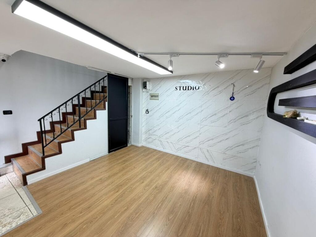 Shop For Rent at Mine Peza (ID BD21872) Tirana