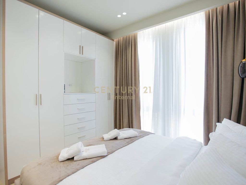 Appartamento 2+1 in Affitto a Park Gate, Via Elasanit 1.500 € /Mese