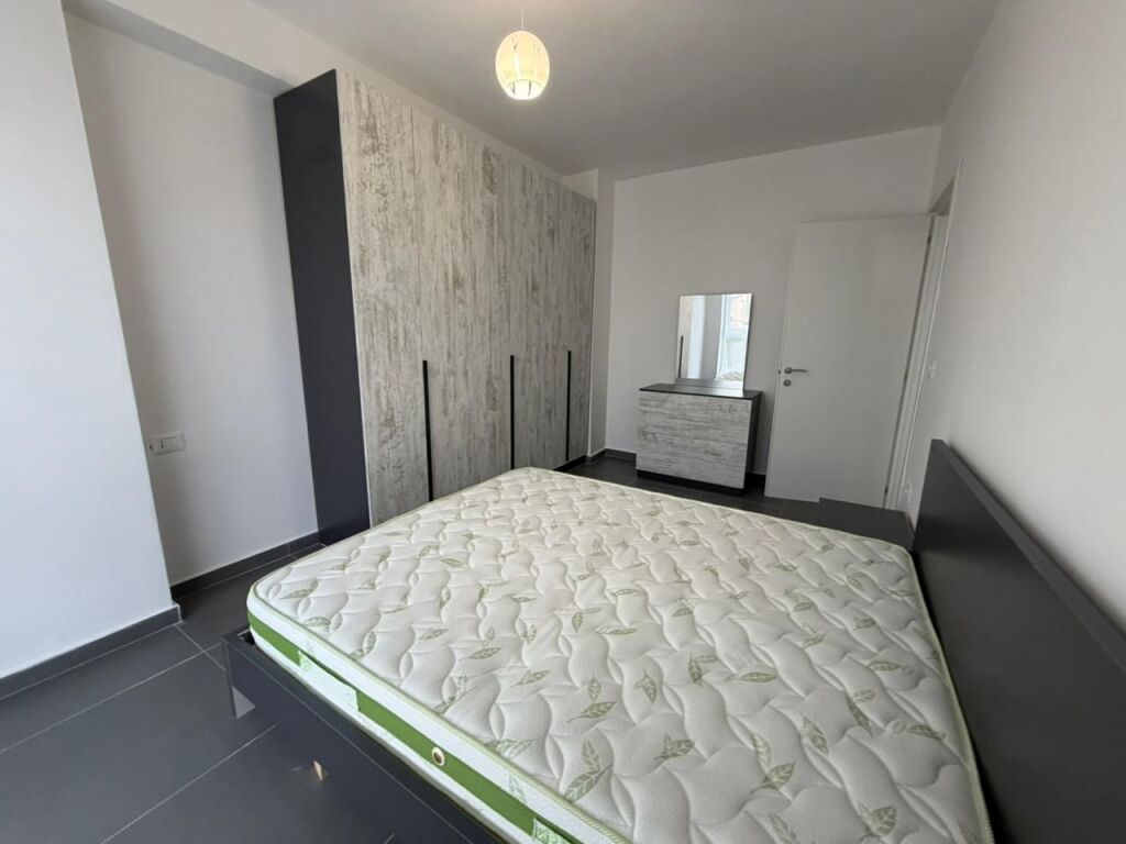 🏡 Apartament 2+1 me qira – Zona 5 Maji💰 Çmimi: 50,000 lekë/muaj