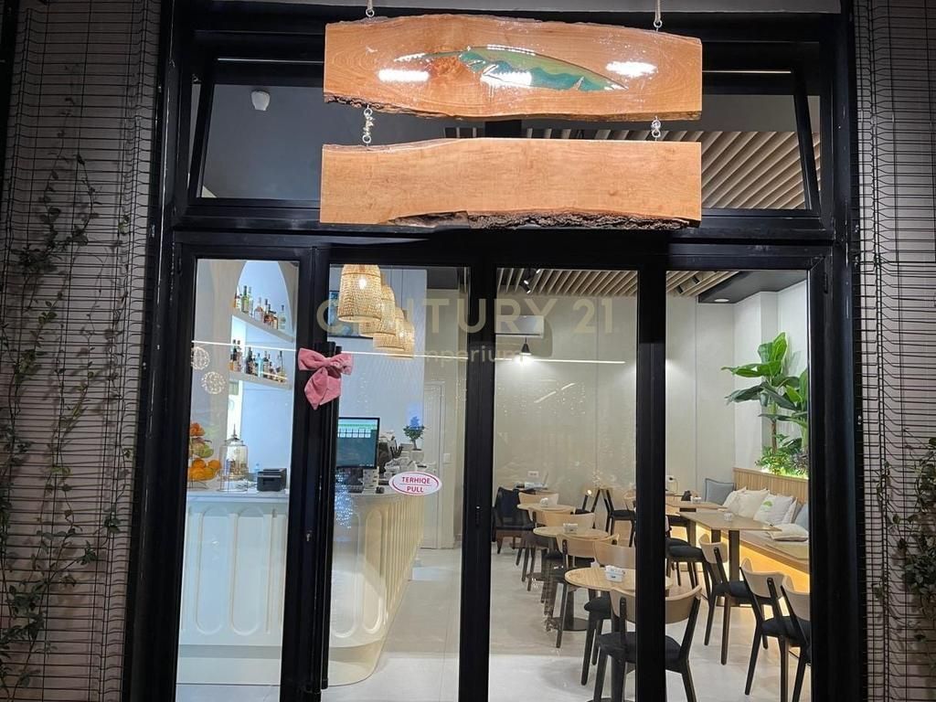 Premises for rent on Barrikadave Street, Tirana - 800€