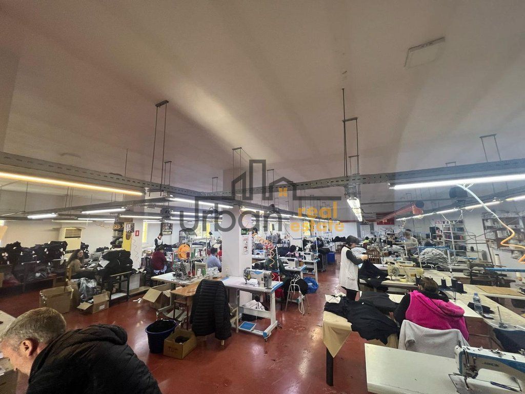 Esclusivo/In vendita, Magazzino, Sharrë, Tirana - 320.000€ | 1626 m²