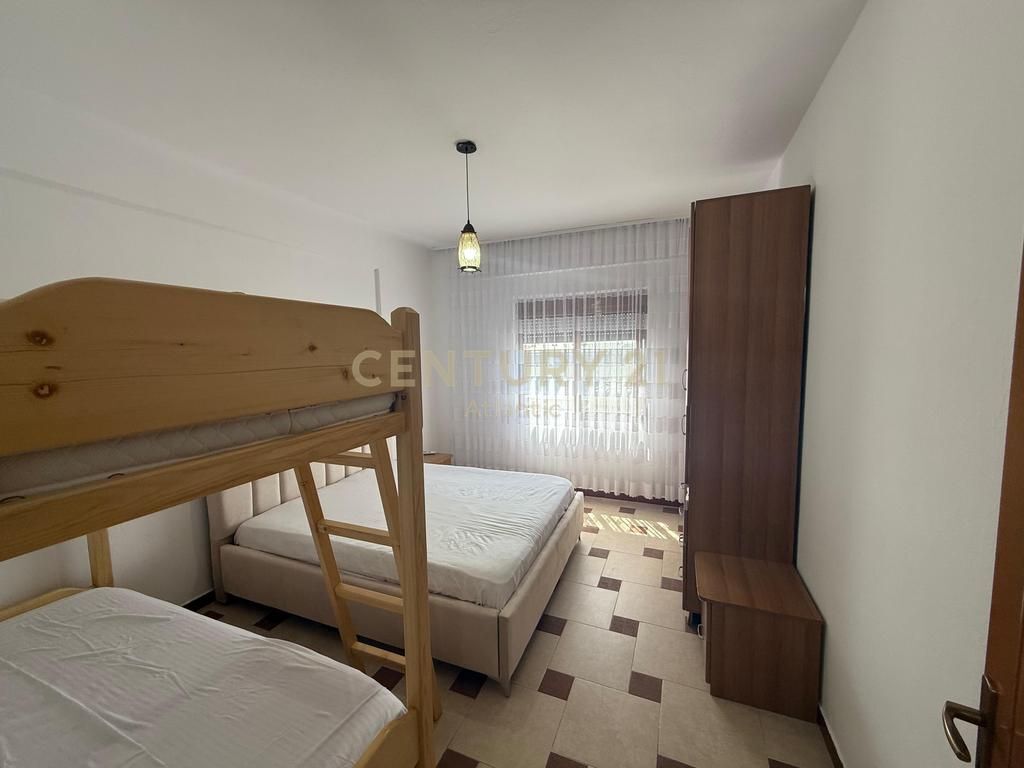 Appartamento 2+1 in vendita a Pelikan, sesto piano, con vista mare