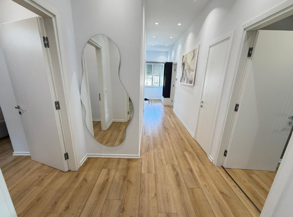 Penthouse me Qira – Secret Garden, pranë TEG  ✅