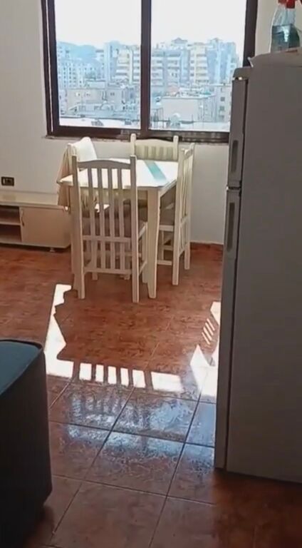 Appartamento 1+1 in affitto a 21-Dhjetori!