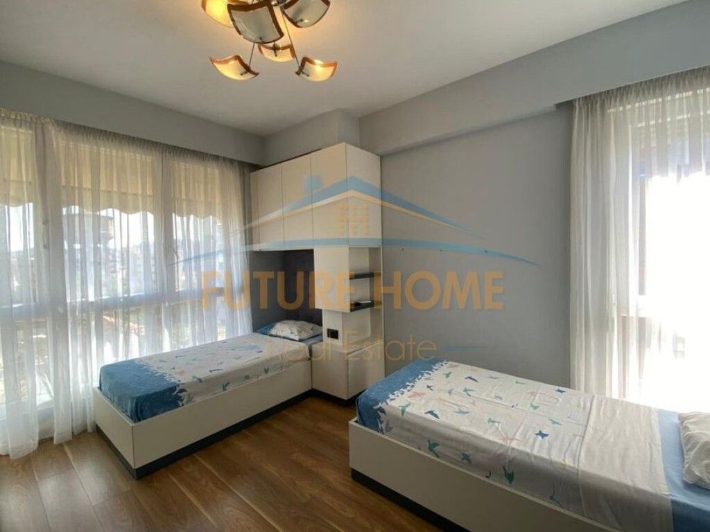 Rent, Duplex, 5 Maji