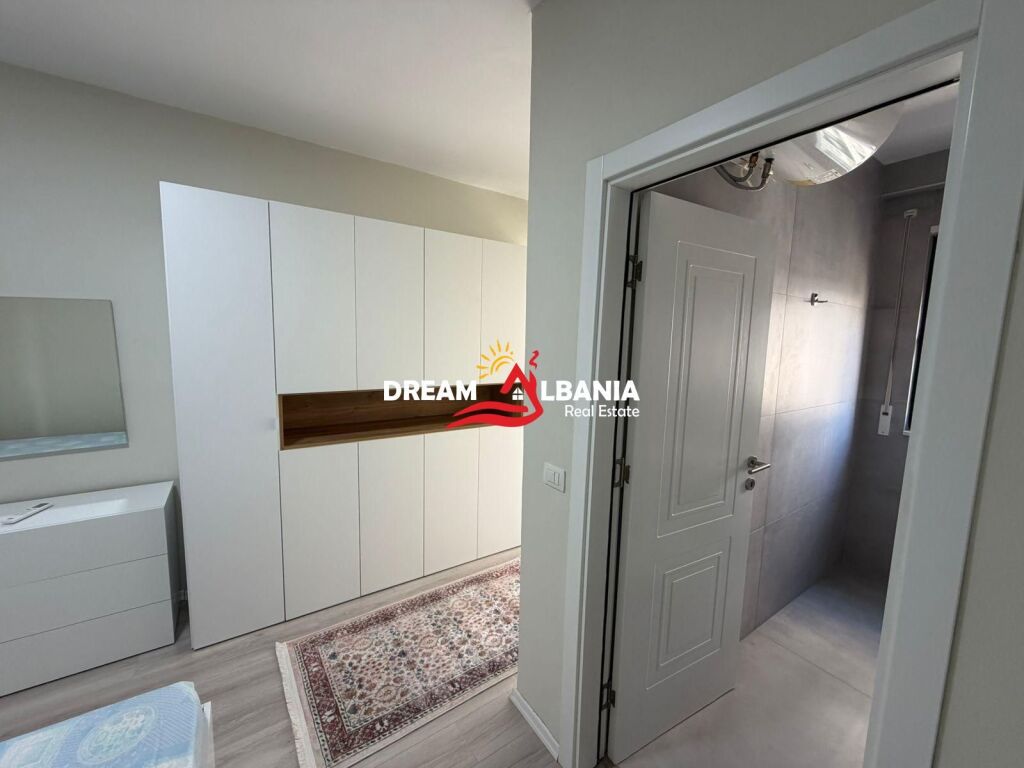 Shitet super apartament 2+1+2+post parkimi i perfshire ne Rrugen e Durresit prane Colosseo (ID 41212211)