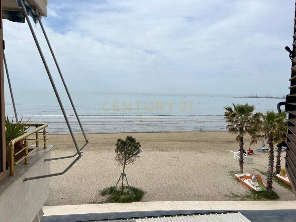 APPARTAMENTO IN AFFITTO PRIMA FILA CON MARE SPIAGGIA RROTA KUQE IN AFFITTO A LUNGO TERMINE!