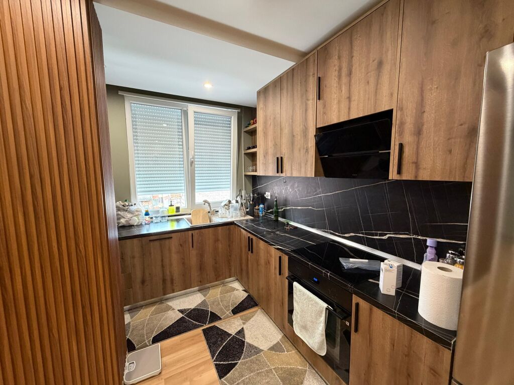 🏡 In affitto – Appartamento 2+1+2 📍 Ex Mercato Elettrico