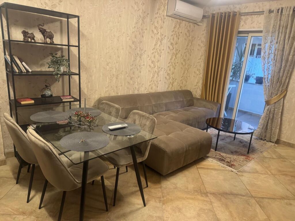 Appartamento 1+1 in affitto in Via Barrikadave